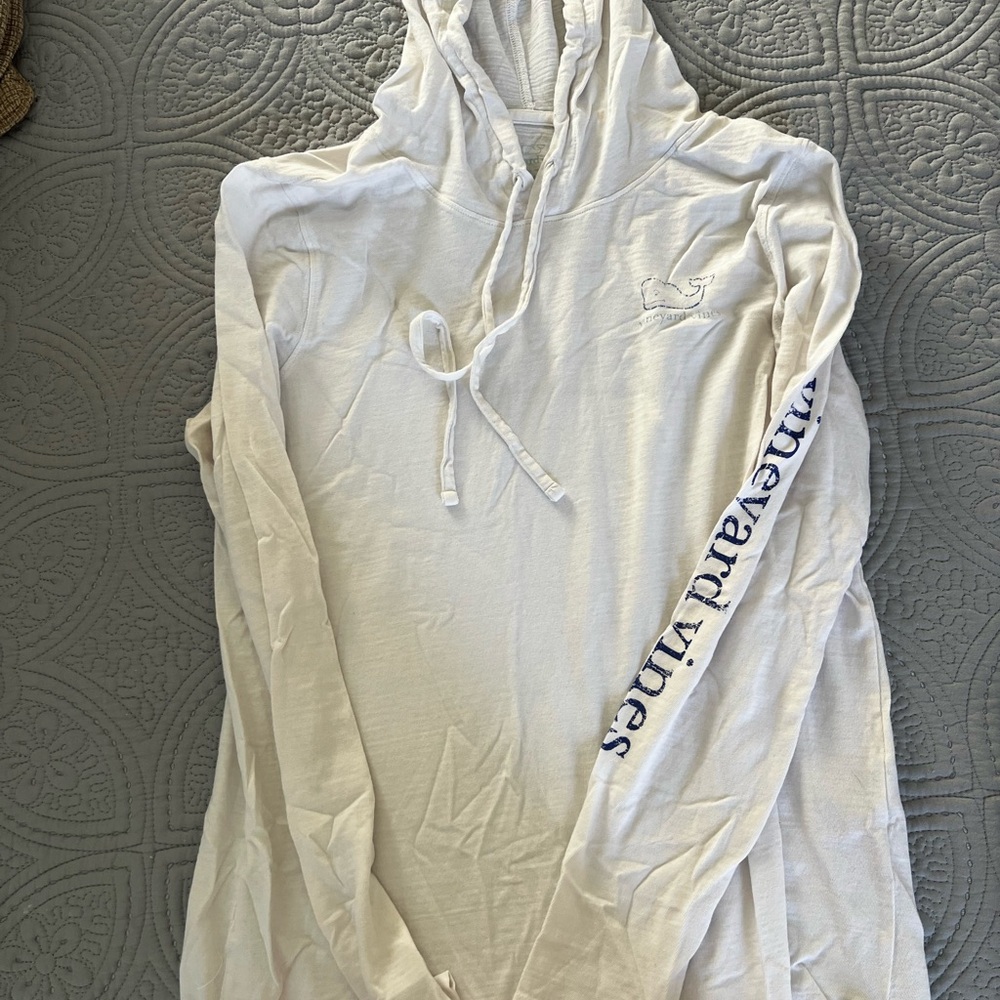 Vineyard Vines Cream Hoodie with Navy Logo